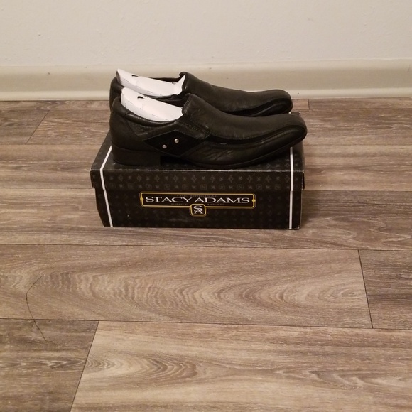 Dress shoes - Picture 3 of 4